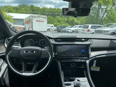 2026 Jeep Grand Cherokee Limited Reserve