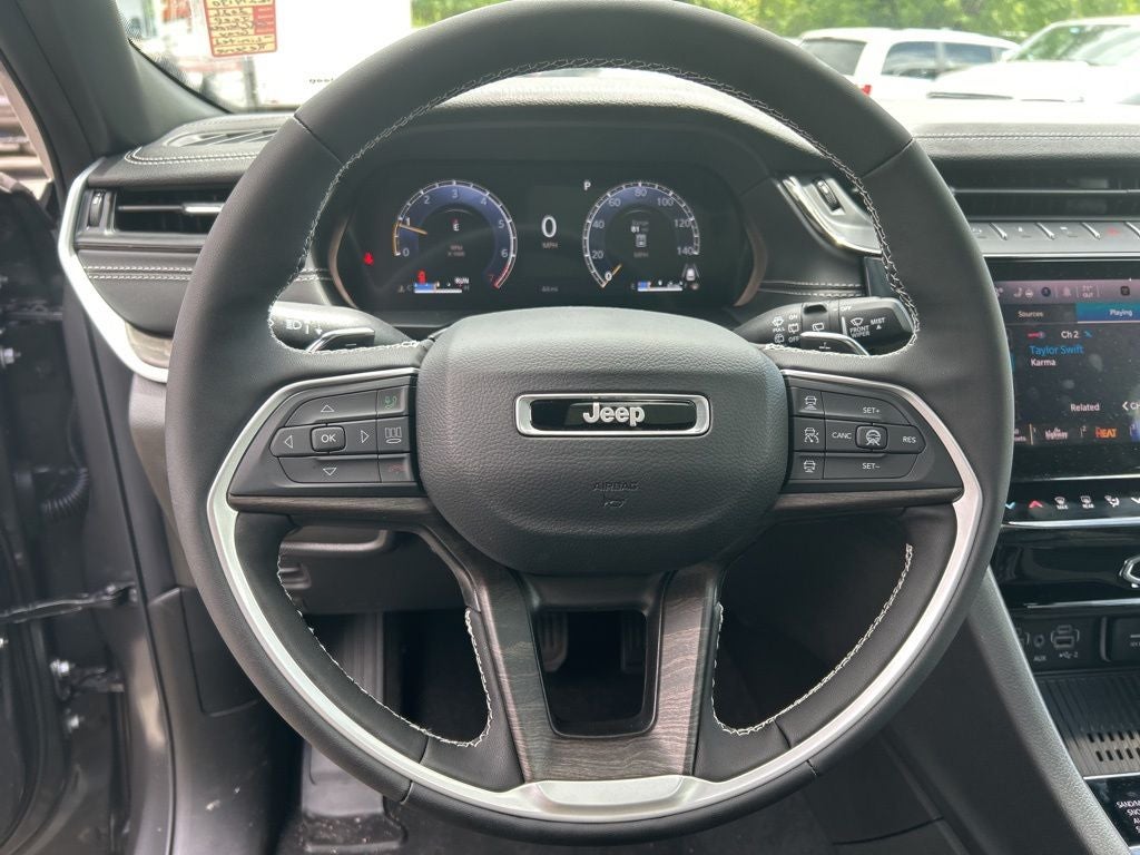 2026 Jeep Grand Cherokee Limited Reserve