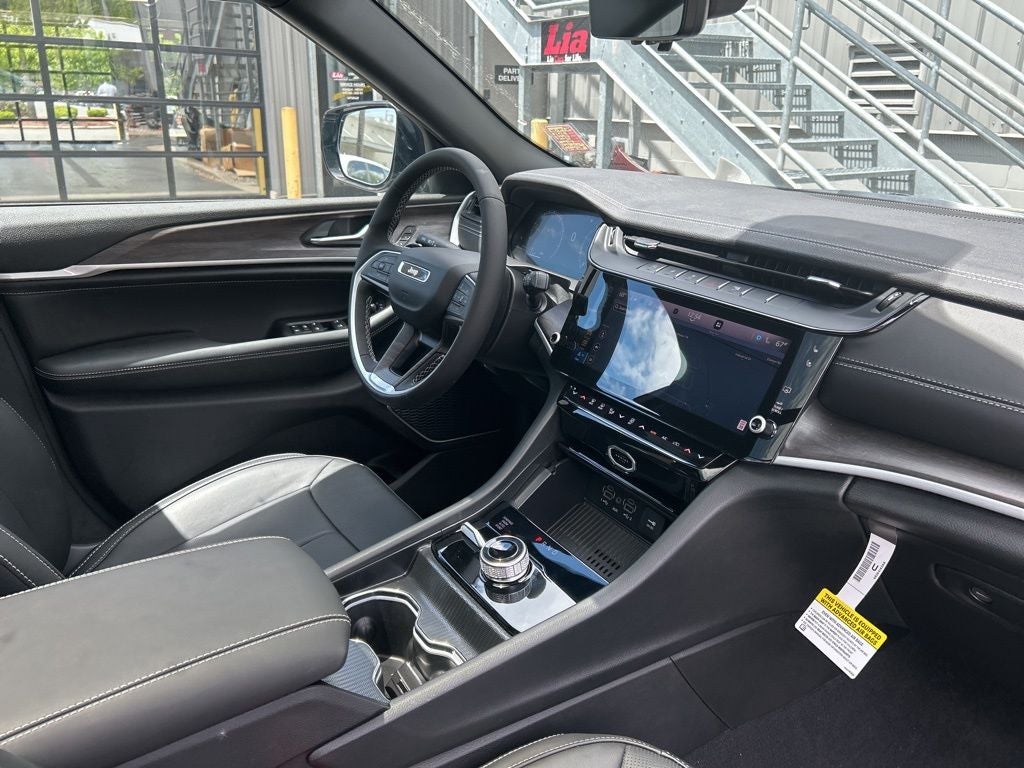2026 Jeep Grand Cherokee Limited Reserve