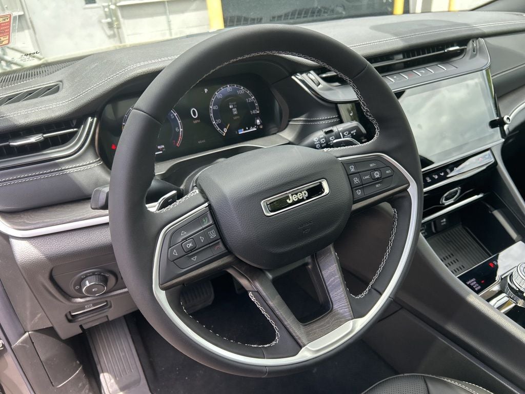 2026 Jeep Grand Cherokee Limited Reserve