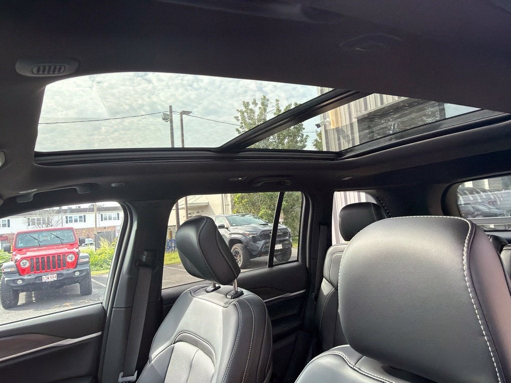 2027 Jeep Grand Cherokee Limited