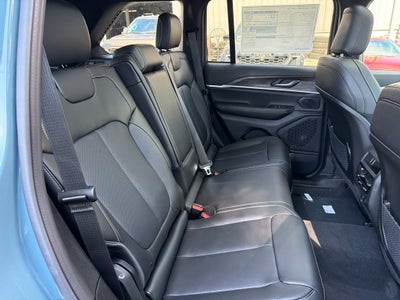 2027 Jeep Grand Cherokee Limited