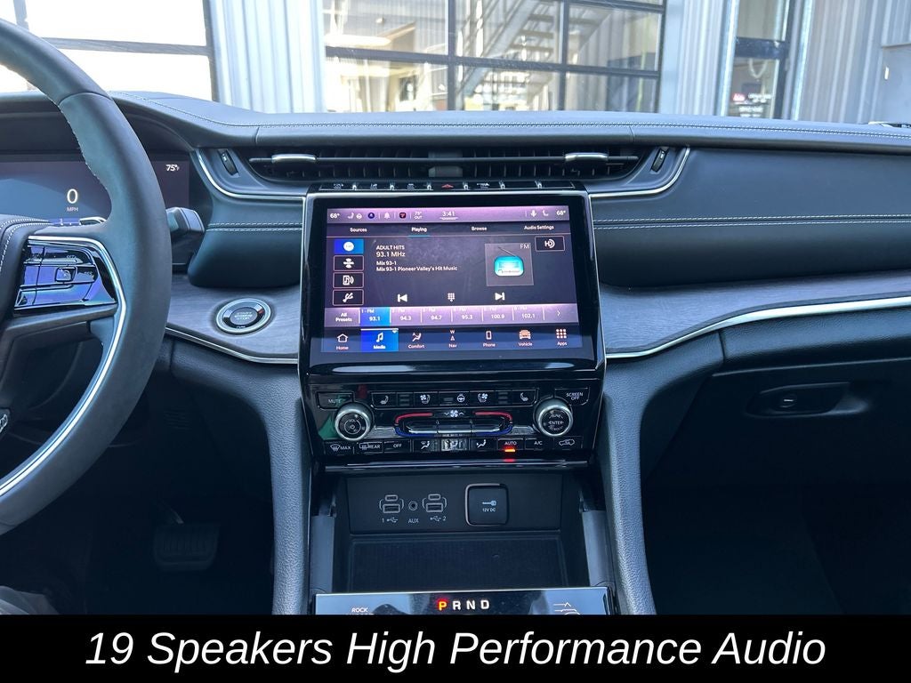 2023 Jeep Grand Cherokee Overland