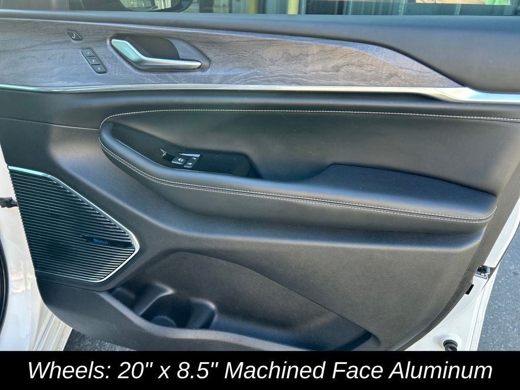 2023 Jeep Grand Cherokee Overland