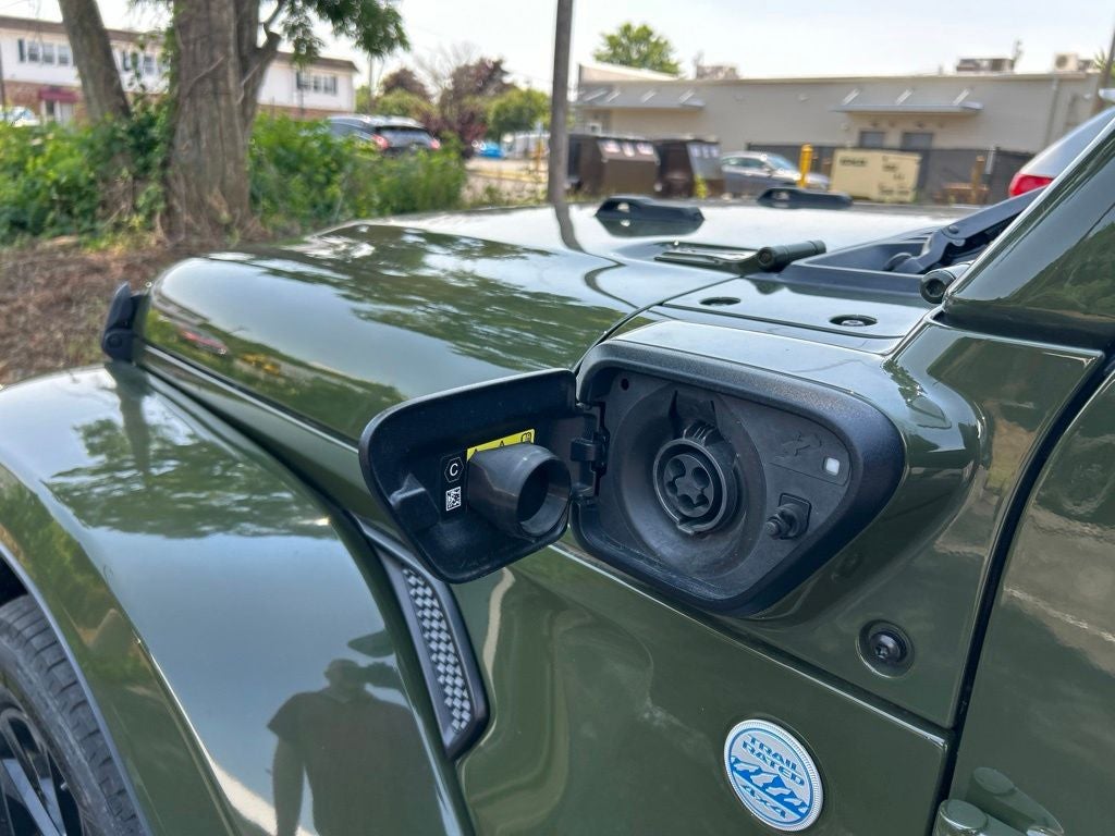 2024 Jeep Wrangler Sahara 4xe