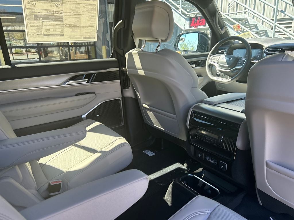 2026 Jeep Grand Wagoneer 4x4