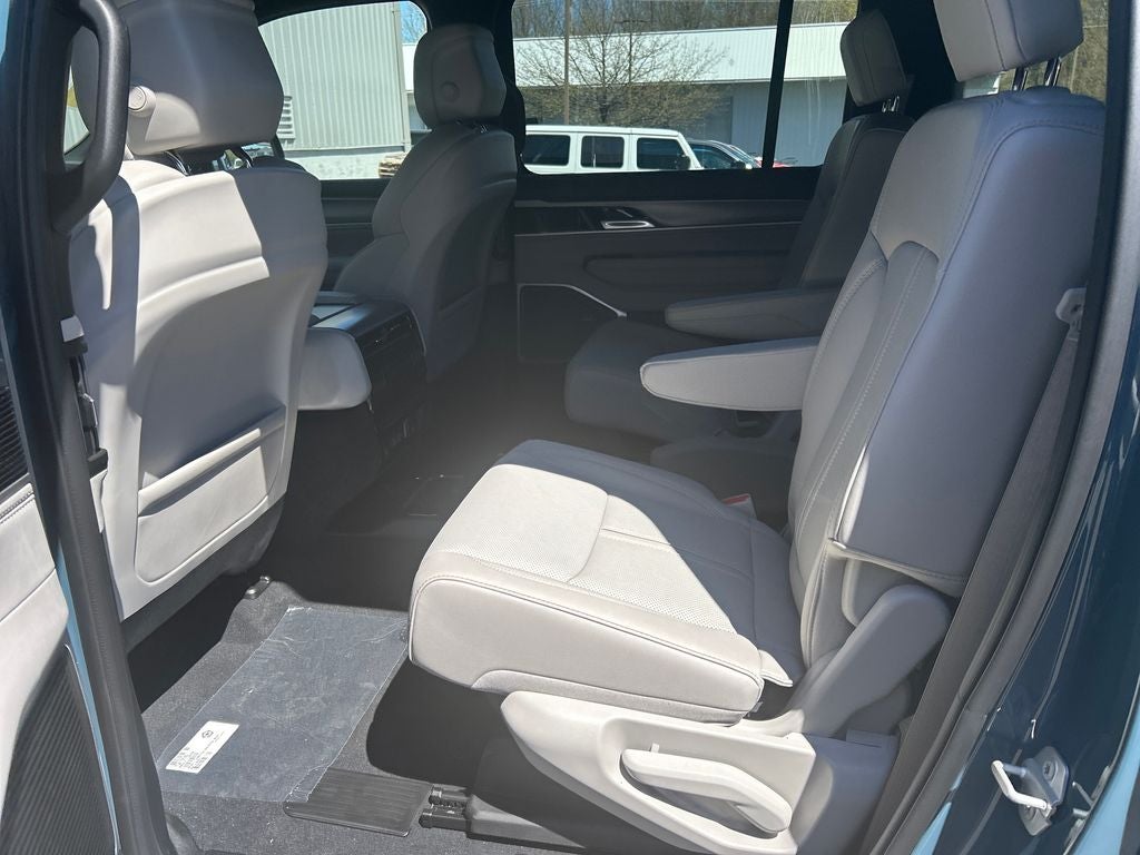 2026 Jeep Grand Wagoneer 4x4