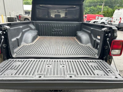 2022 Jeep Gladiator Overland