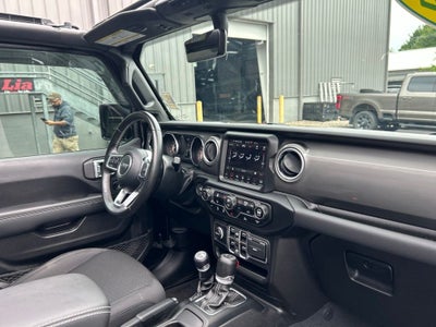 2022 Jeep Gladiator Overland