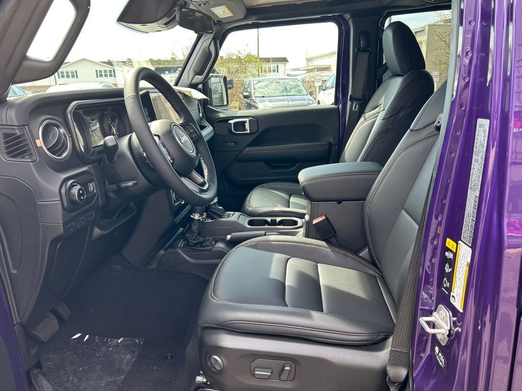 2026 Jeep Gladiator Sahara