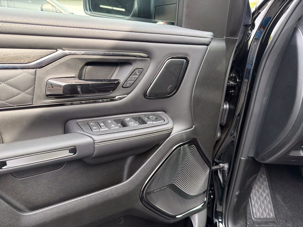 2027 RAM 1500 Limited