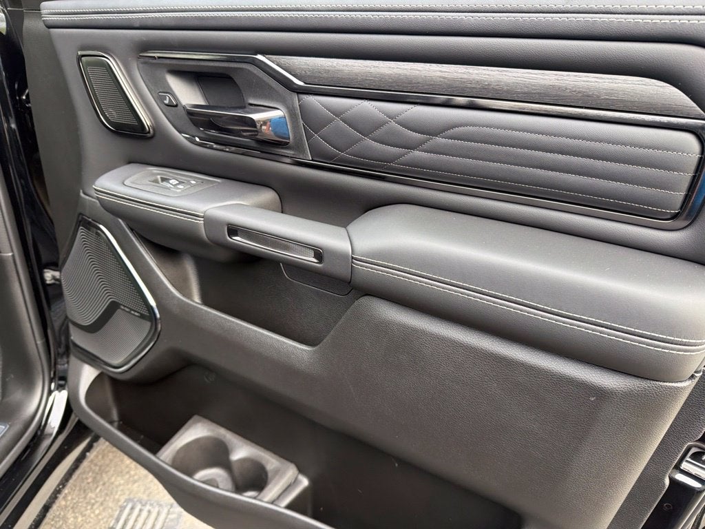 2027 RAM 1500 Limited
