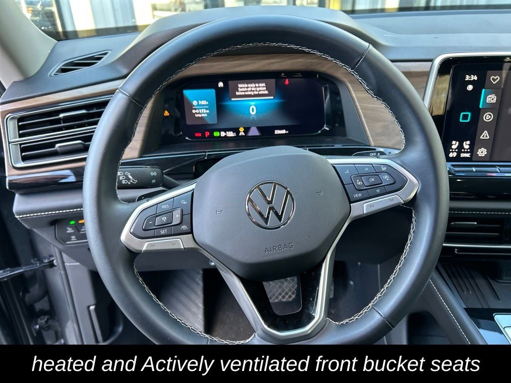 2025 Volkswagen Atlas 2.0T SE w/Technology