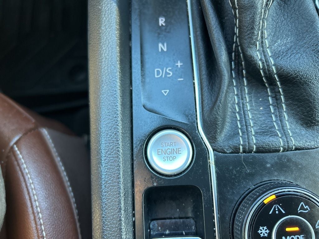 2021 Volkswagen Atlas 2.0T SE w/Technology