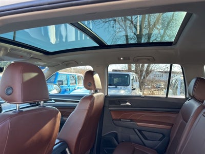 2021 Volkswagen Atlas 2.0T SE w/Technology