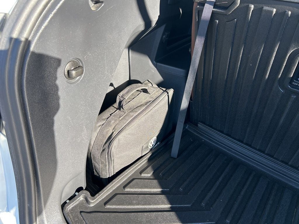 2021 Volkswagen Atlas 2.0T SE w/Technology