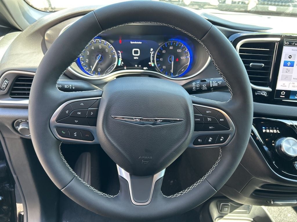 2026 Chrysler Voyager LX