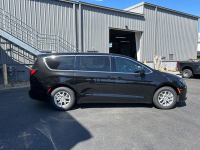 2026 Chrysler Voyager LX