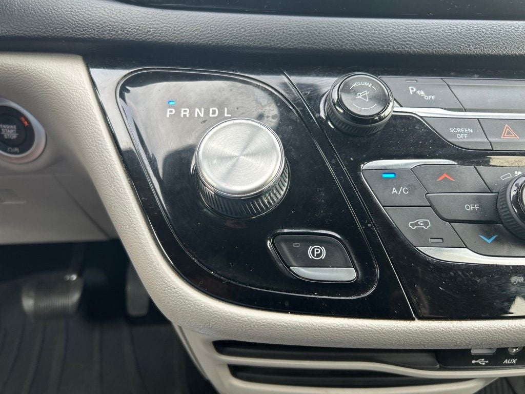 2017 Chrysler Pacifica Touring
