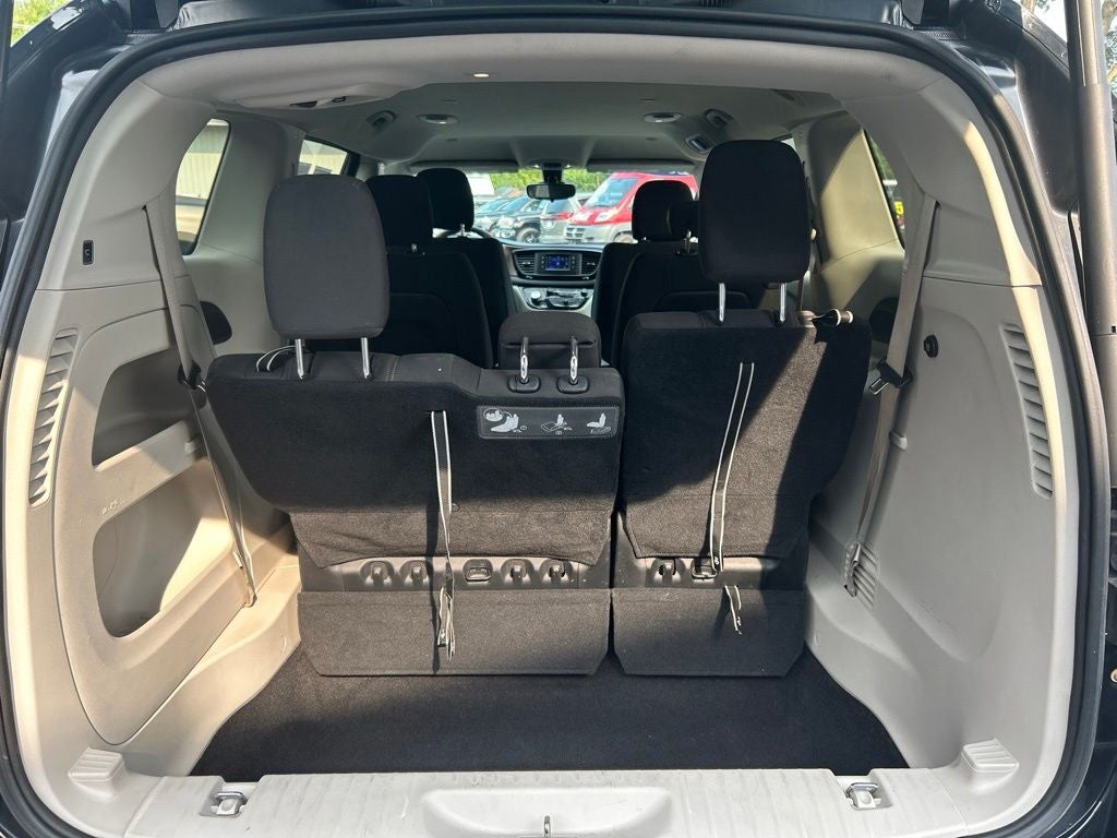 2017 Chrysler Pacifica Touring
