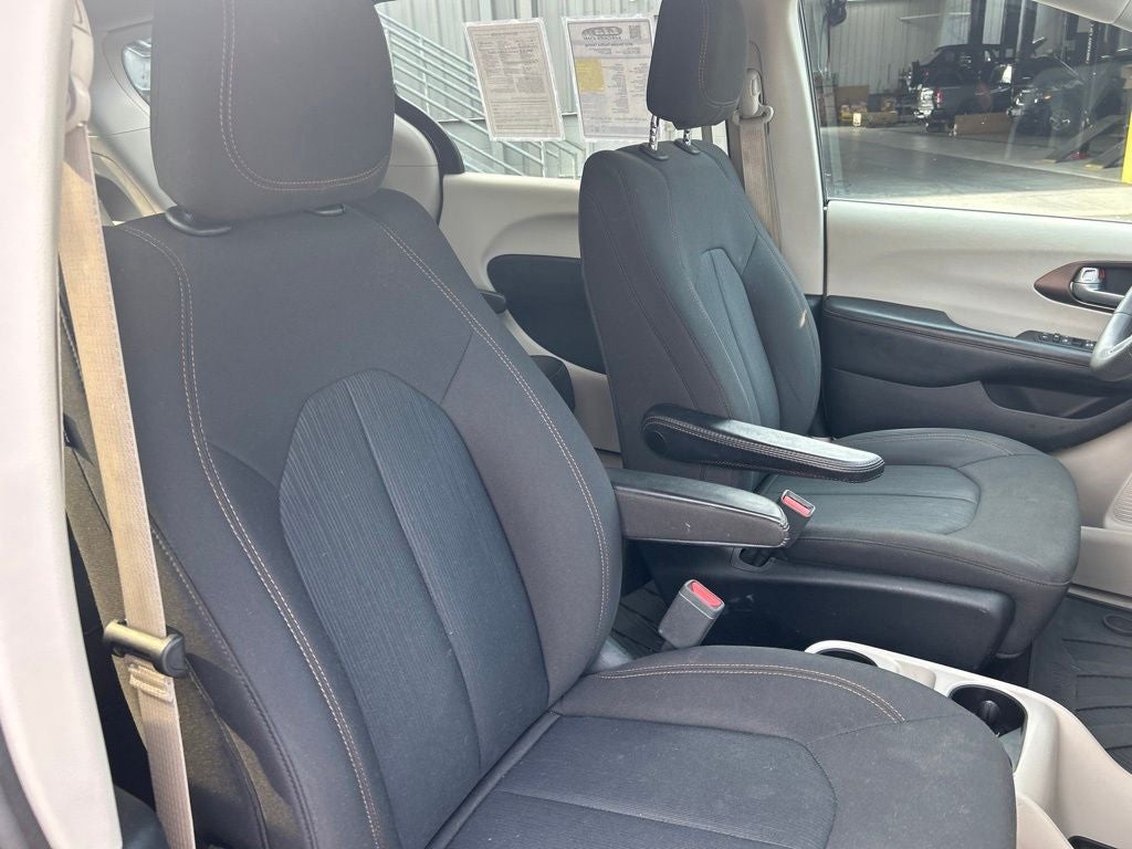 2017 Chrysler Pacifica Touring