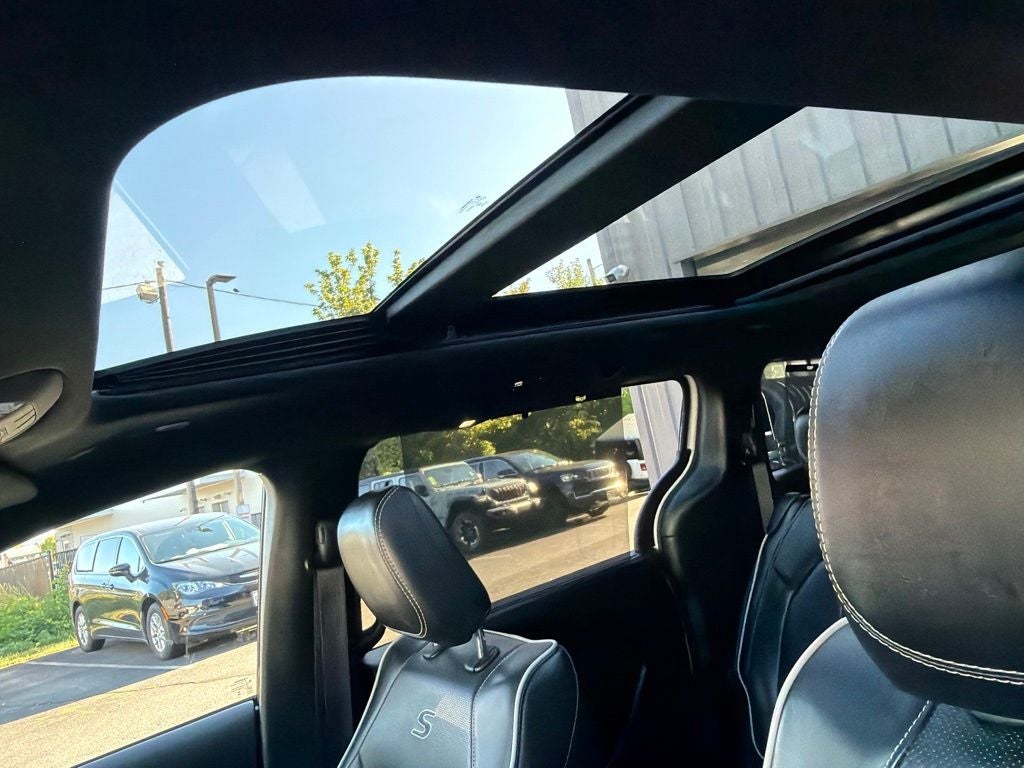 2025 Chrysler Pacifica Limited