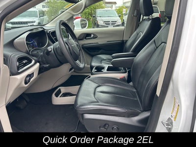 2022 Chrysler Pacifica Hybrid Touring L