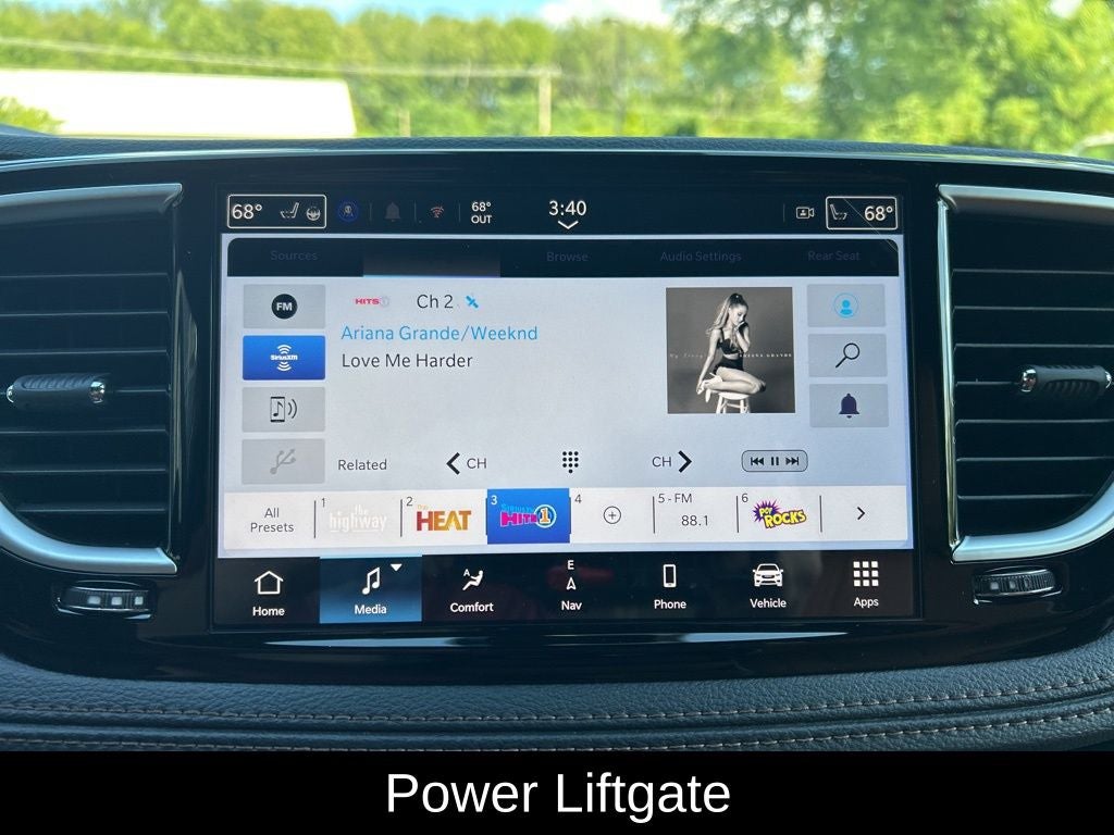 2026 Chrysler Pacifica Pinnacle