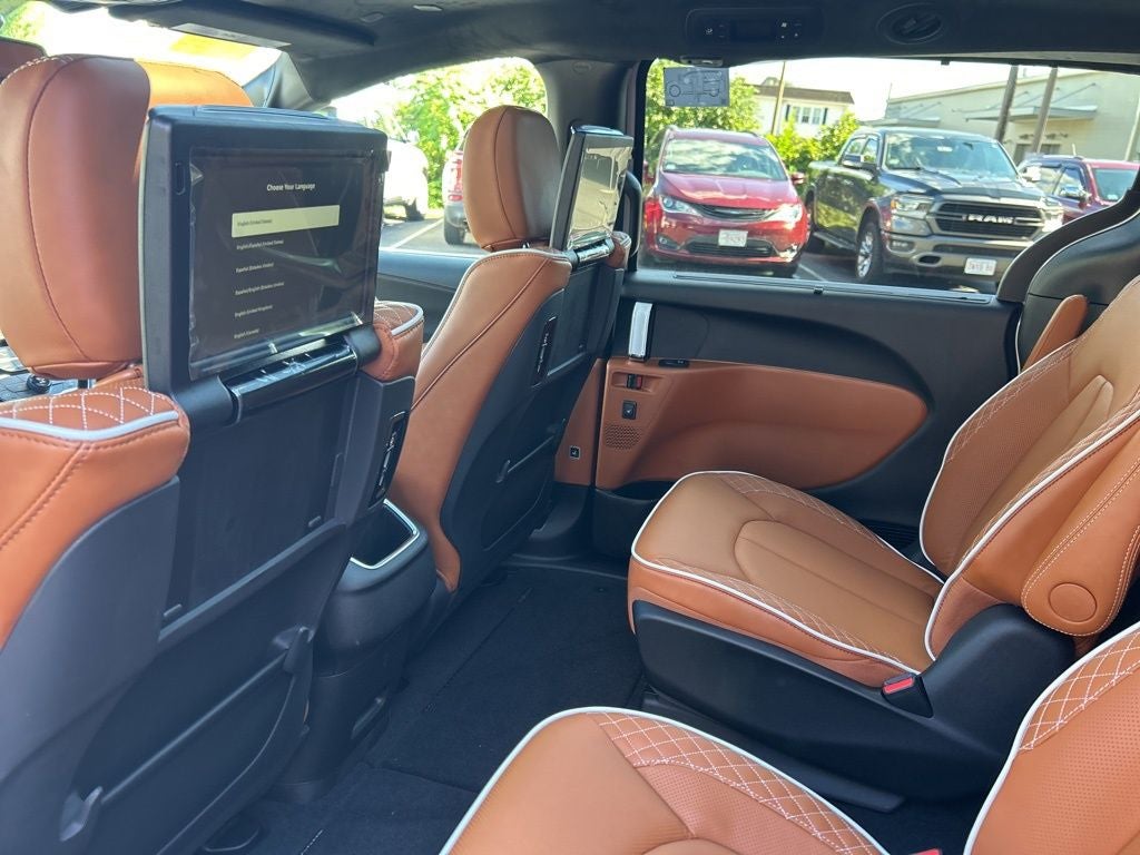 2026 Chrysler Pacifica Pinnacle