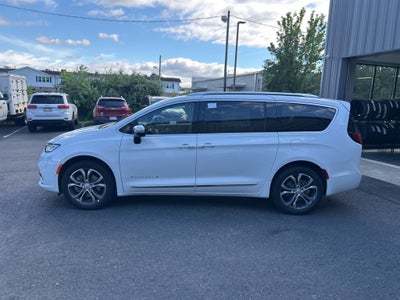 2026 Chrysler Pacifica Pinnacle