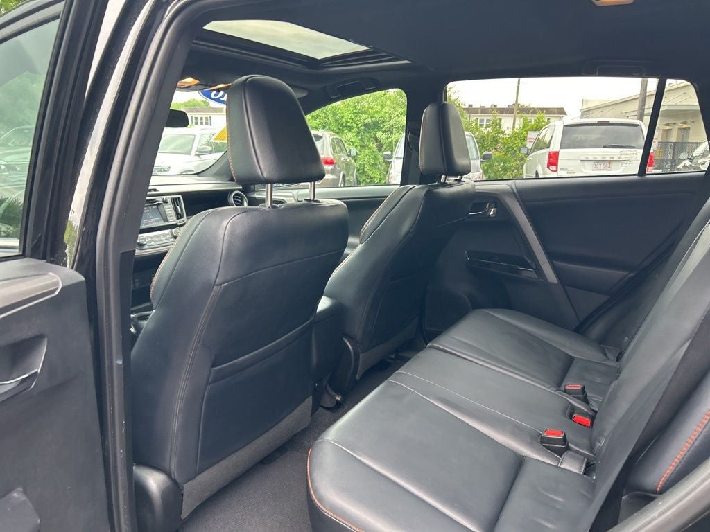 2016 Toyota RAV4 SE