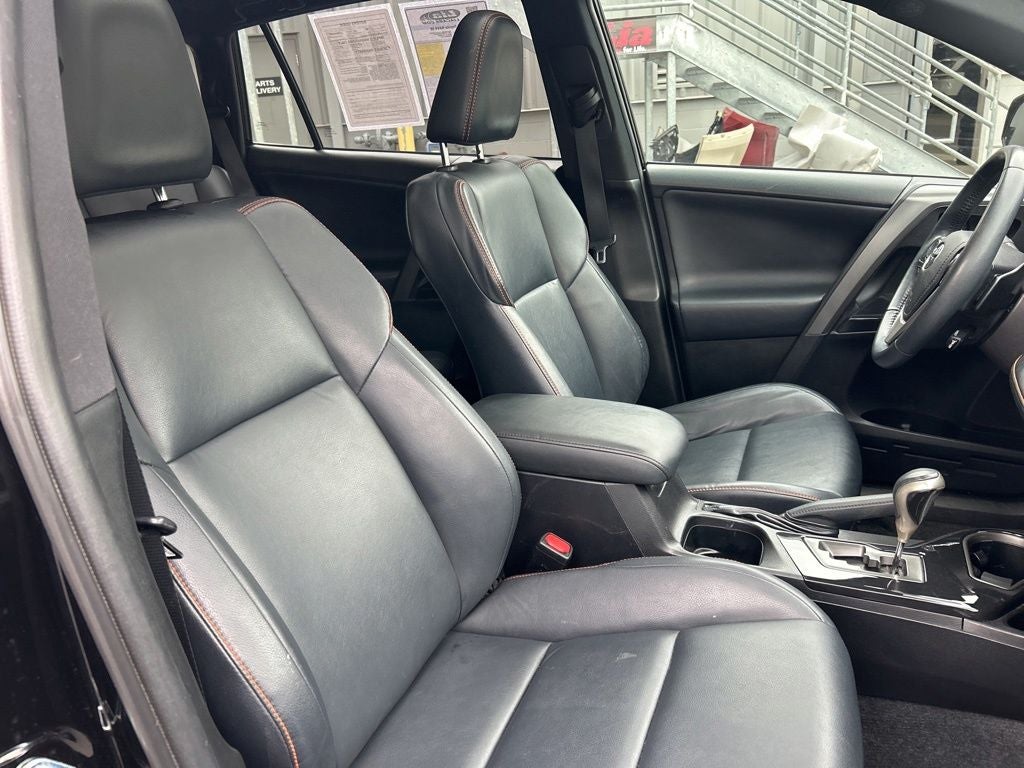 2016 Toyota RAV4 SE