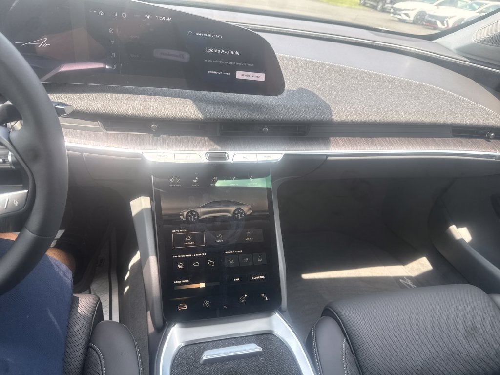 2025 Lucid Air Pure