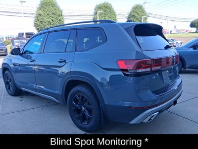 2025 Volkswagen Atlas 2.0T Peak Edition