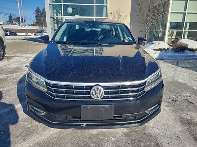 2017 Volkswagen Passat 1.8T SE w/Technology