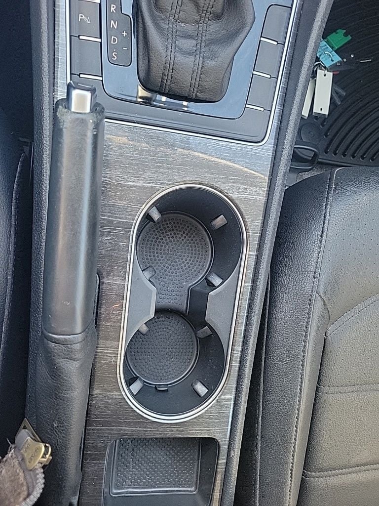 2017 Volkswagen Passat 1.8T SE w/Technology