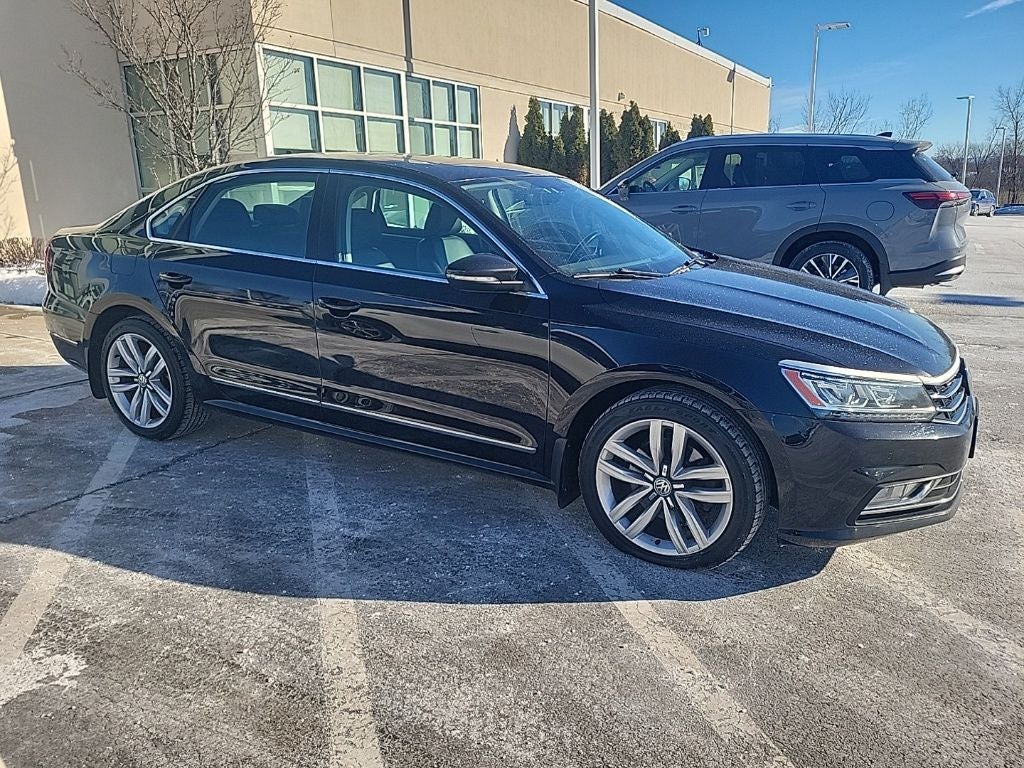 2017 Volkswagen Passat 1.8T SE w/Technology