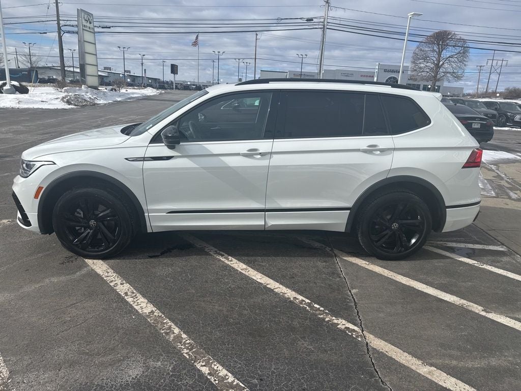 2024 Volkswagen Tiguan 2.0T SE R-Line Black