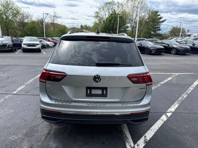 2023 Volkswagen Tiguan 2.0T SE