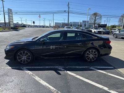 2019 Toyota Avalon Touring
