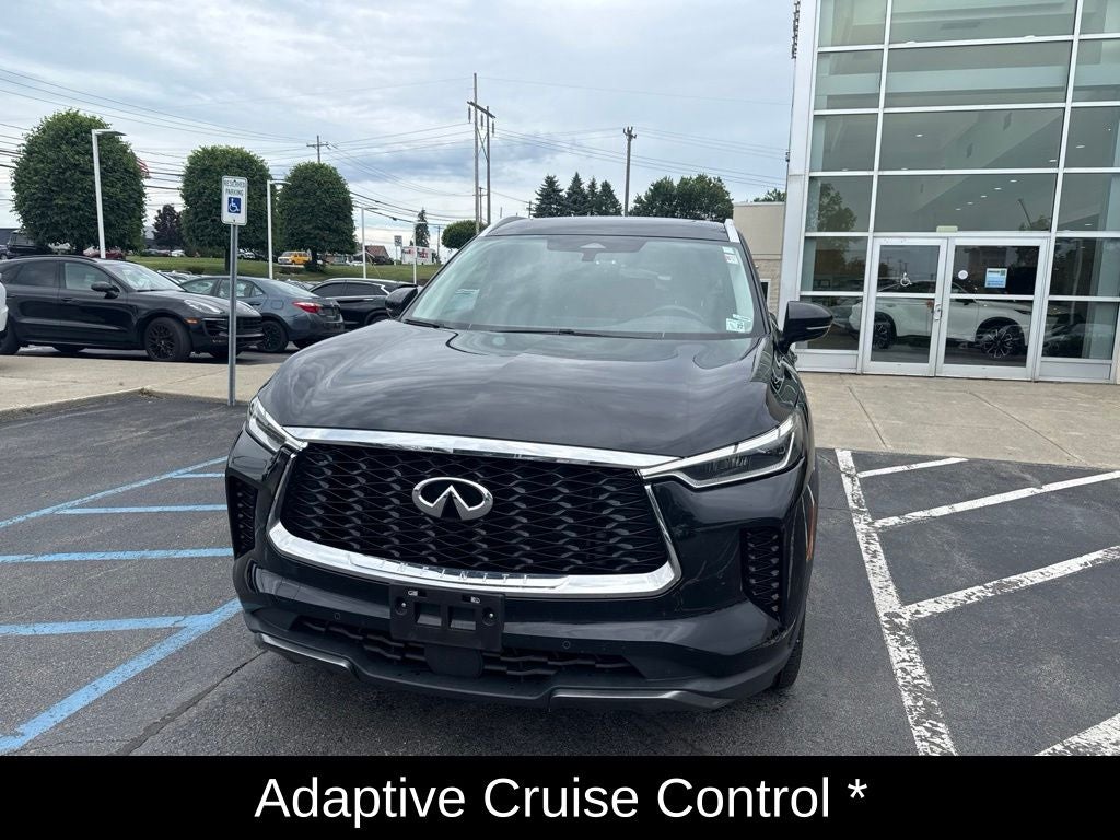 2022 INFINITI QX60 LUXE