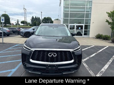 2022 INFINITI QX60 LUXE