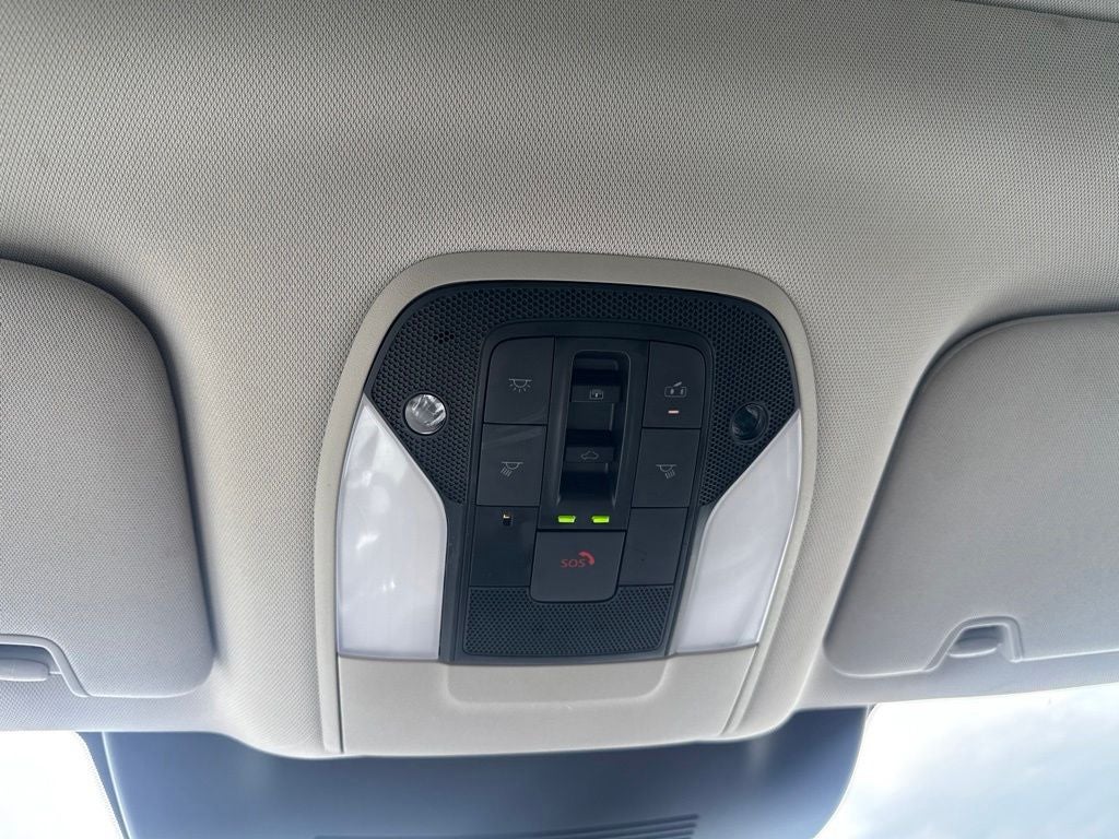2022 INFINITI QX60 LUXE