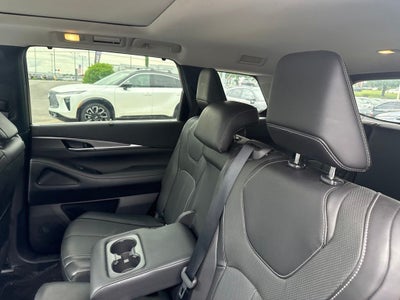 2022 INFINITI QX60 LUXE