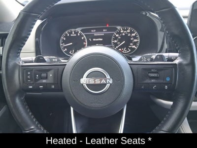 2022 Nissan Pathfinder SL