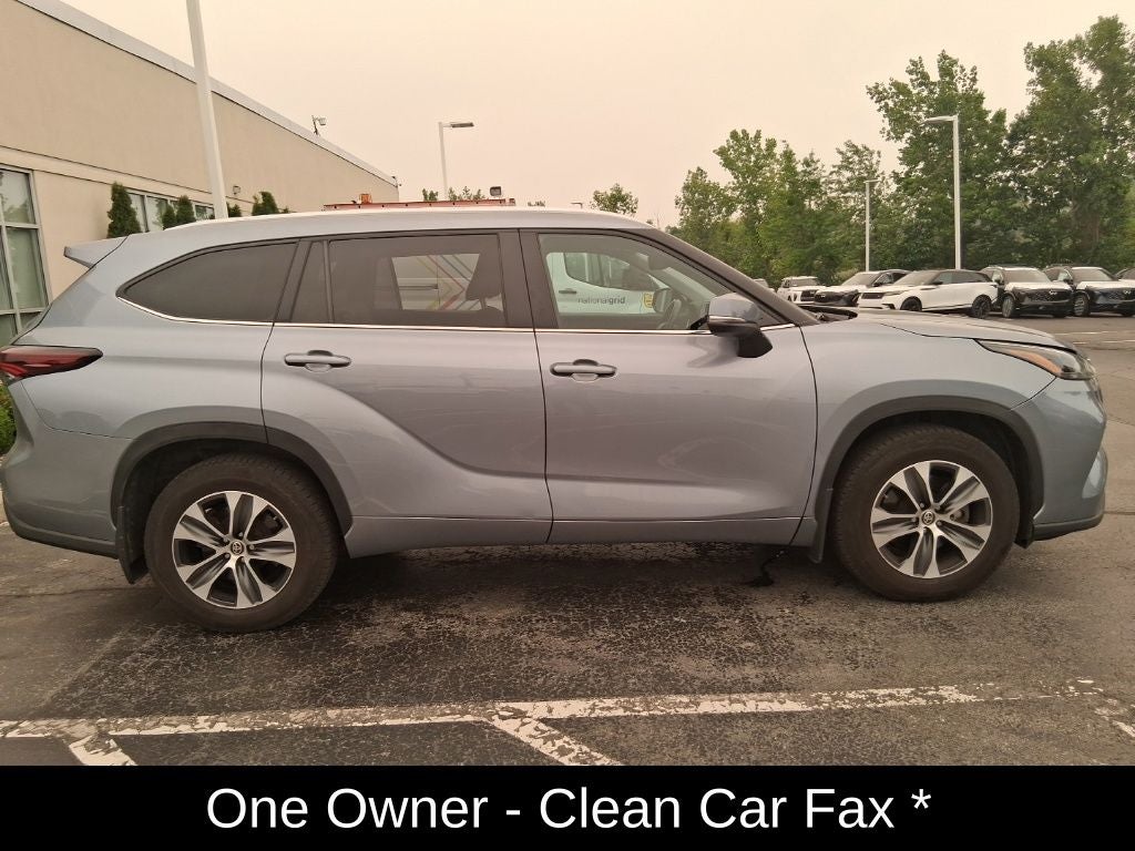 2024 Toyota Highlander XLE
