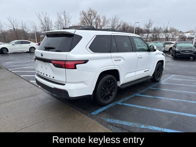 2024 Toyota Sequoia SR5