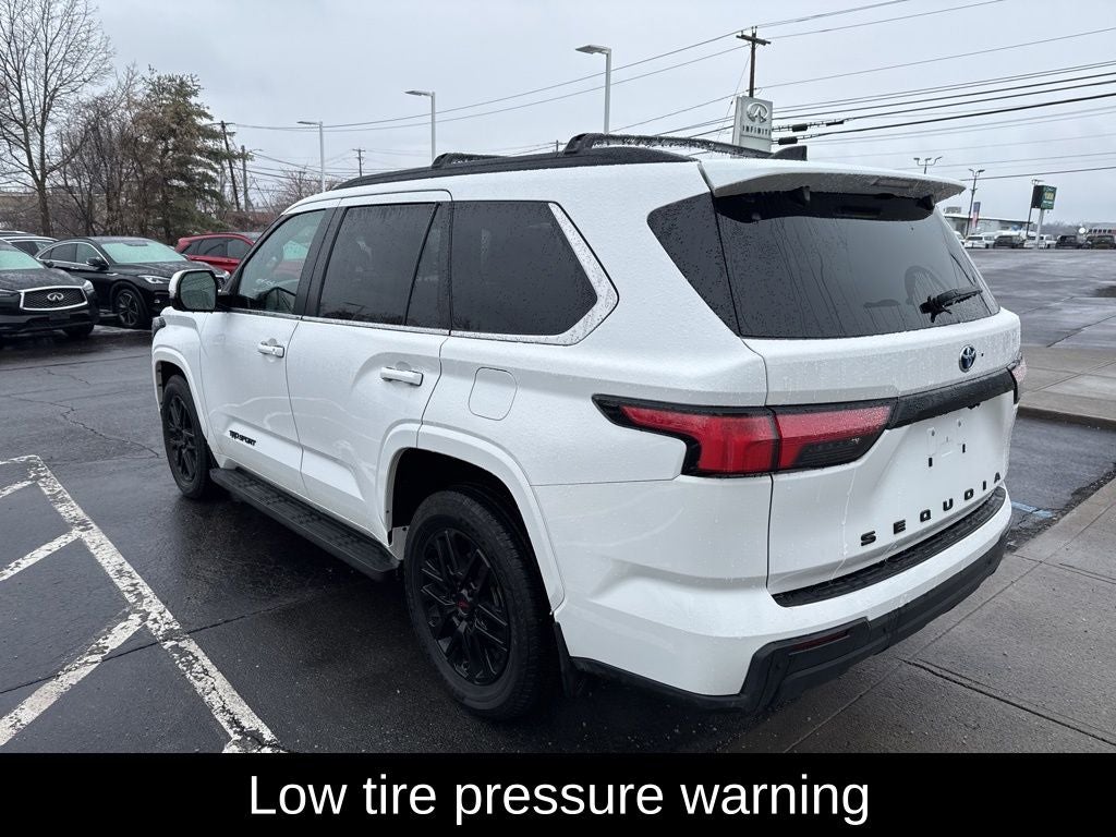 2024 Toyota Sequoia SR5