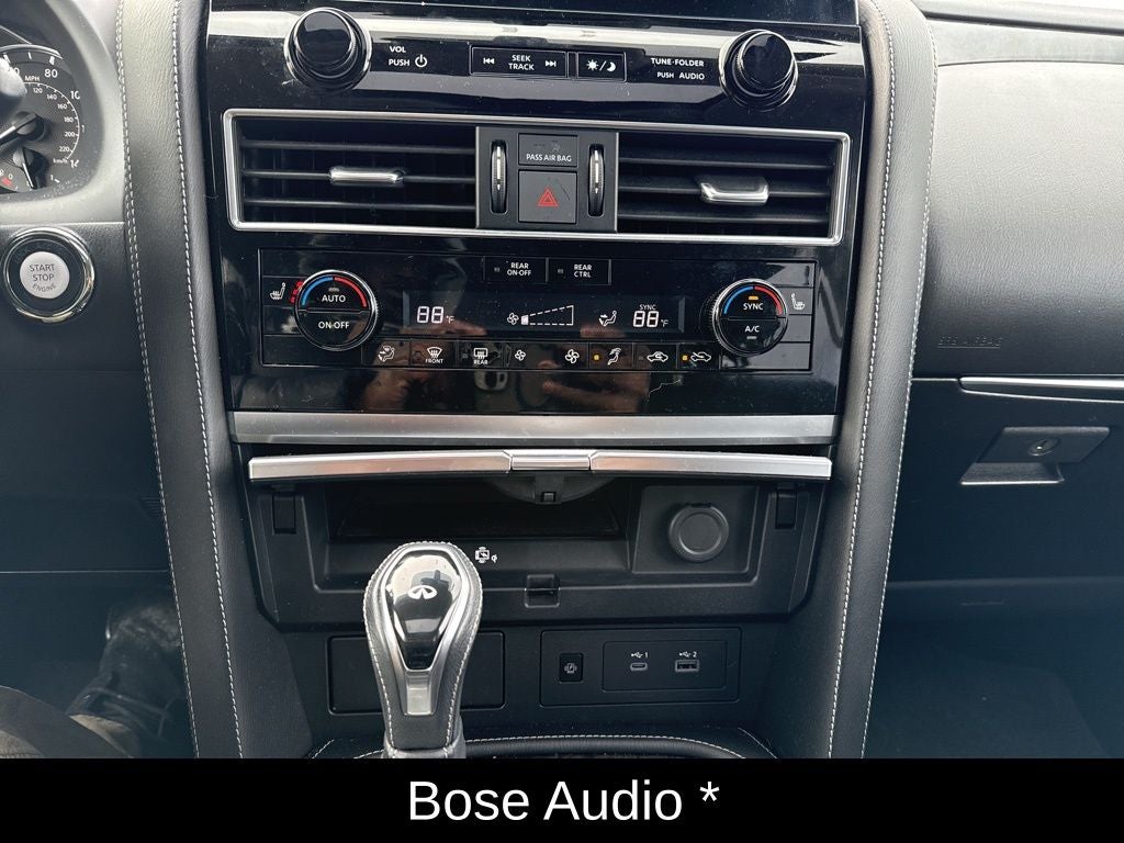 2023 INFINITI QX80 LUXE