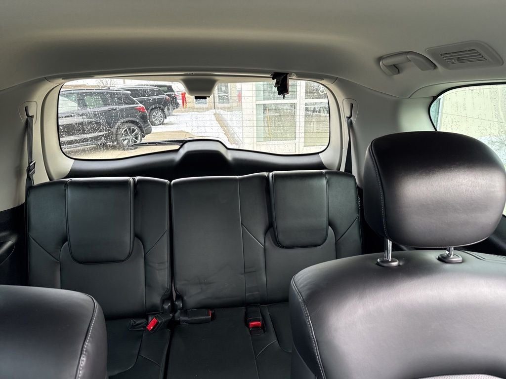 2023 INFINITI QX80 LUXE
